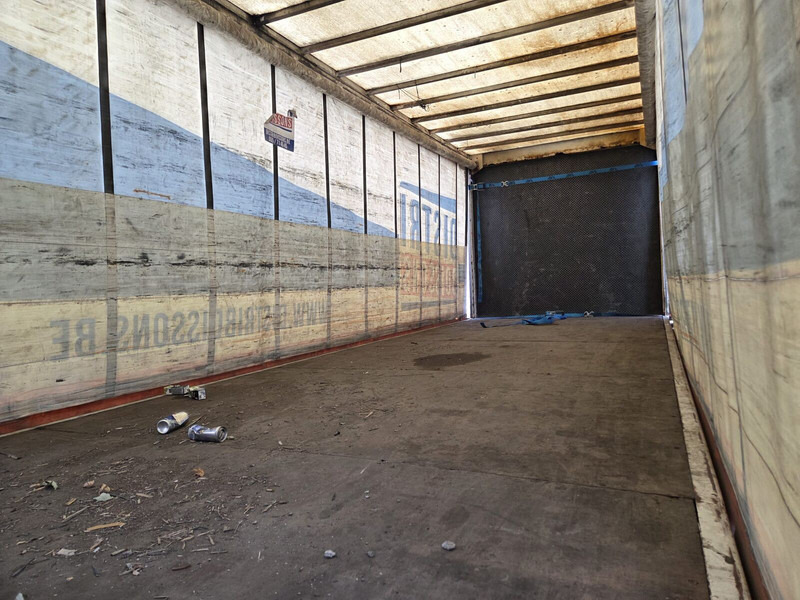 DAF LF55 250 - Camión lona: foto 3 DAF LF55 250 - Camión lona: foto 3