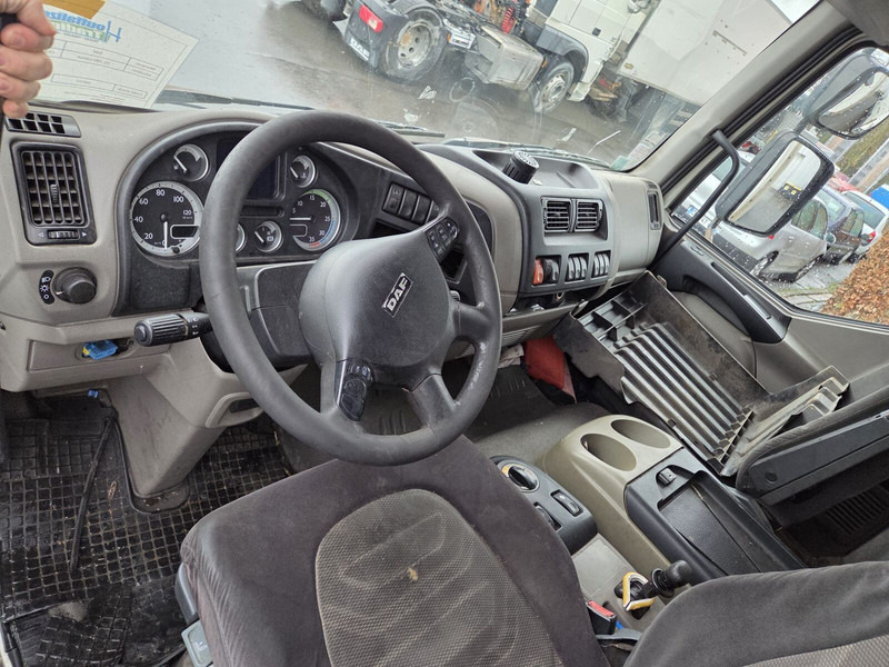 DAF LF55 280 - Camión caja cerrada: foto 5 DAF LF55 280 - Camión caja cerrada: foto 5