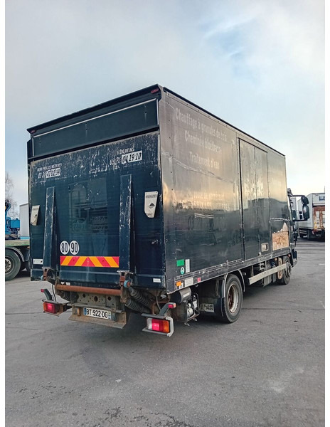 Camión caja cerrada Iveco: foto 7