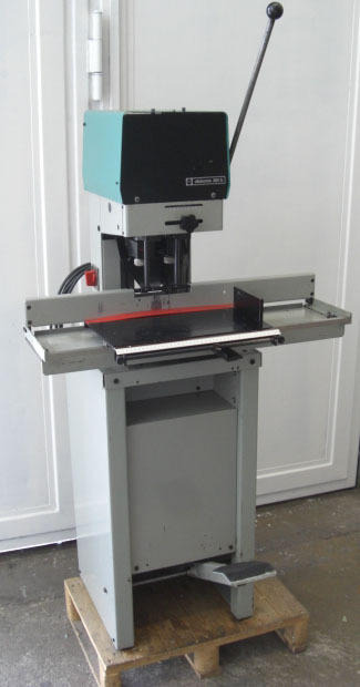 Ernst Nagel Citoborma 280 B 2-spindle paper drilling machine - Máquina de impresión: foto 2 Ernst Nagel Citoborma 280 B 2-spindle paper drilling machine - Máquina de impresión: foto 2