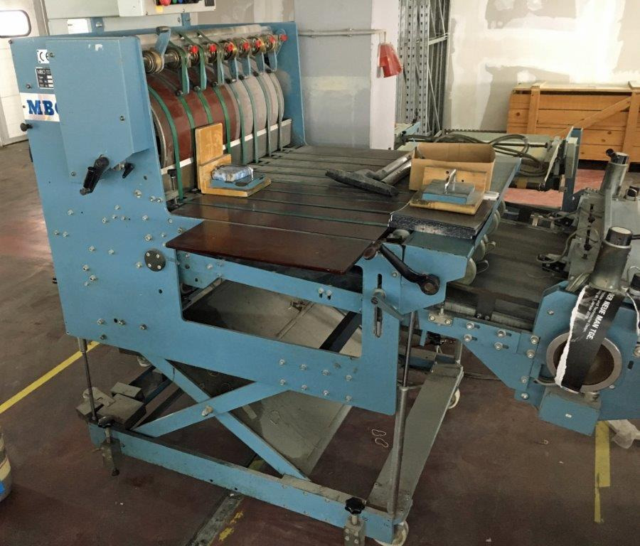 MBO SBAP 72 ME standing arch press delivery - Plegadora de papel: foto 1 MBO SBAP 72 ME standing arch press delivery - Plegadora de papel: foto 1