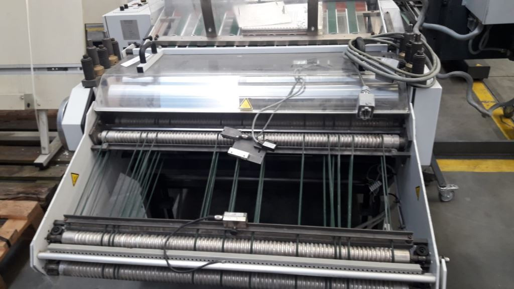 Vertical stack delivery with compression station Heidelberg Stahlfolder VSA 86 H - Plegadora de papel: foto 2 Vertical stack delivery with compression station Heidelberg Stahlfolder VSA 86 H - Plegadora de papel: foto 2