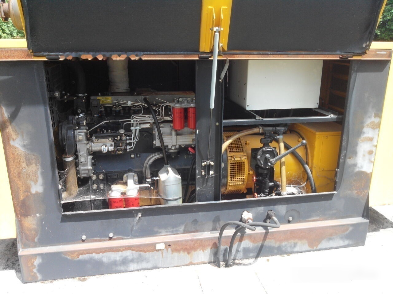 SDMO DAP 110 kVa - Generador industriale: foto 2 SDMO DAP 110 kVa - Generador industriale: foto 2