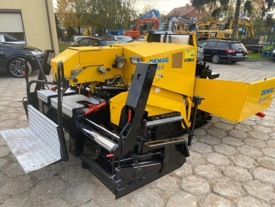 Demag DF-45C - Pavimentadora de asfalto: foto 5 Demag DF-45C - Pavimentadora de asfalto: foto 5