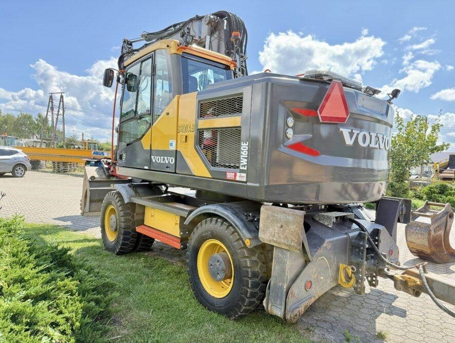 Volvo EW160E - Excavadora de ruedas: foto 1 Volvo EW160E - Excavadora de ruedas: foto 1