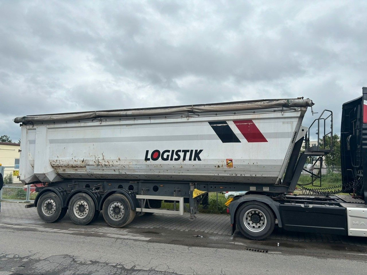 Kempf SKM 35-3 45m³/Stahl /Liftachse/Alufelgen /SAF Kempf SKM 35-3 45m³/Stahl /Liftachse/Alufelgen /SAF - Semirremolque volquete: foto 3 Kempf SKM 35-3 45m³/Stahl /Liftachse/Alufelgen /SAF Kempf SKM 35-3 45m³/Stahl /Liftachse/Alufelgen /SAF - Semirremolque volquete: foto 3