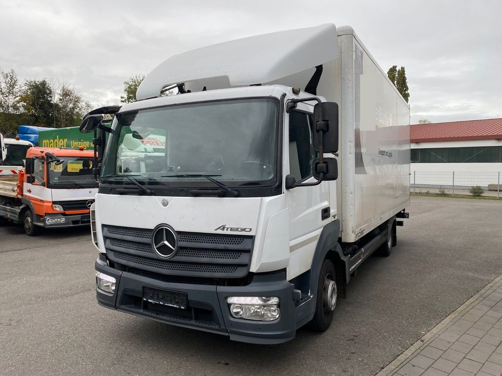 Mercedes-Benz Atego 818 822 Kamera/6m - Camión caja cerrada: foto 2 Mercedes-Benz Atego 818 822 Kamera/6m - Camión caja cerrada: foto 2