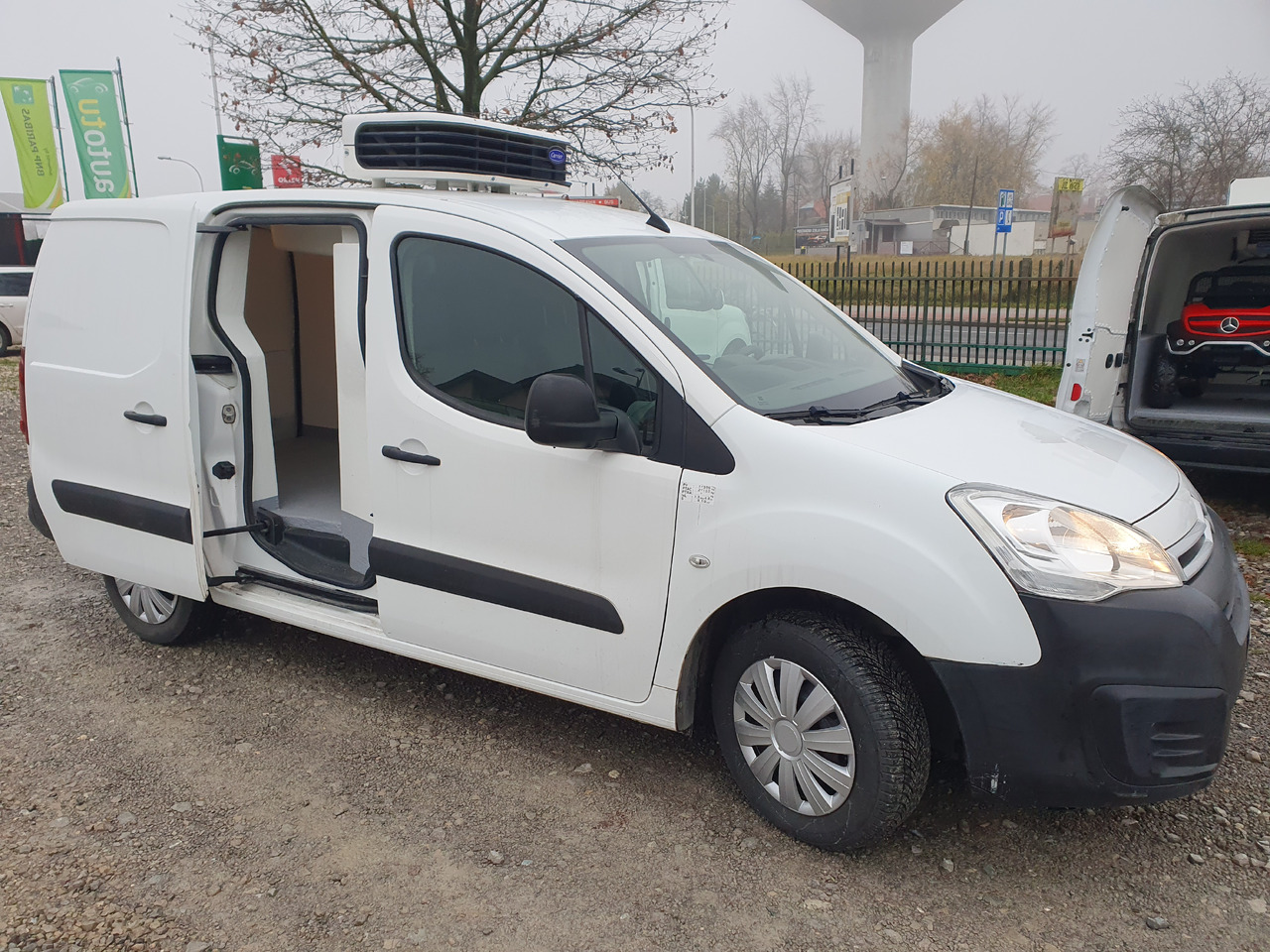 Furgoneta frigorifica CITROËN Berlingo long chlodnia mroznia carrier  Klima  navi euro6 [ Copy ]: foto 1