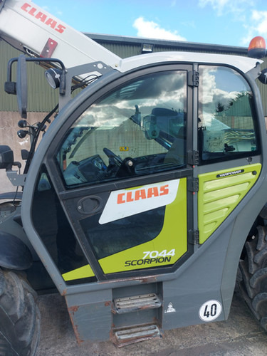 Claas Scorpion 7044 - Manipulador telescópico: foto 5 Claas Scorpion 7044 - Manipulador telescópico: foto 5