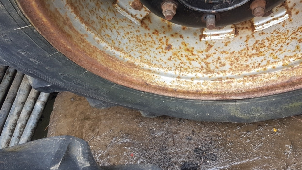 Case 5120 Engine, Front And Rear Axle, Transmission, Pto Housing Nut - Caja de cambios: foto 3 Case 5120 Engine, Front And Rear Axle, Transmission, Pto Housing Nut - Caja de cambios: foto 3