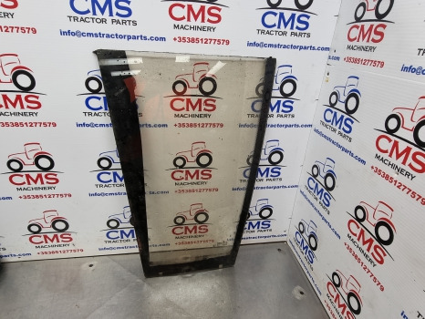 Case 5140, 5120, 5130, 5140, 5150 Cab Knee Glass Lh 1330876c1 - Ventana y piezas: foto 1 Case 5140, 5120, 5130, 5140, 5150 Cab Knee Glass Lh 1330876c1 - Ventana y piezas: foto 1
