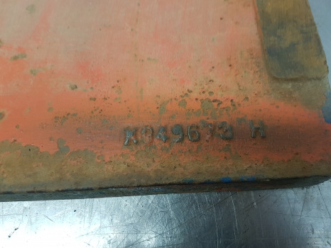 Case David Brown 1490, 1690, 1410, 990, 995, 996 Front Weight Slice K949673 - Contrapeso: foto 3 Case David Brown 1490, 1690, 1410, 990, 995, 996 Front Weight Slice K949673 - Contrapeso: foto 3