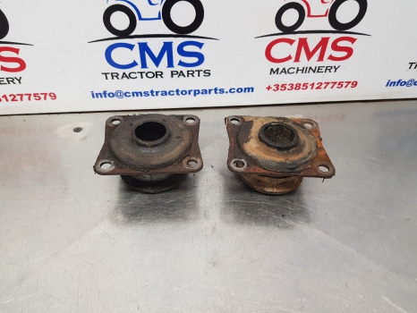 Case Maxxum 5120, 5140, 5130, 5240 Cab Front Support Damper Pair 1533773c1 - Suspensión de cabina: foto 1 Case Maxxum 5120, 5140, 5130, 5240 Cab Front Support Damper Pair 1533773c1 - Suspensión de cabina: foto 1