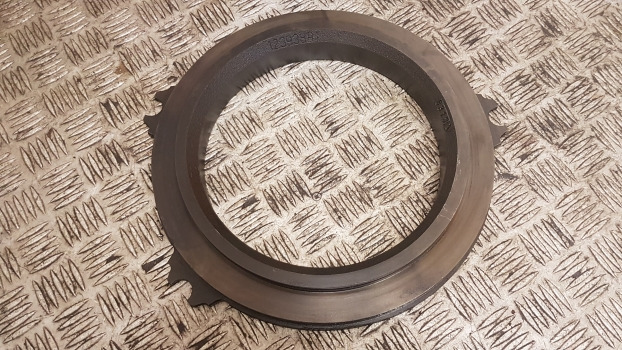Case Mxc, Maxxum Mx, 5000 Series Mx 110, 5120 Brake Piston Plate 123938a1 - Piezas de freno para Maquinaria agrícola: foto 2 Case Mxc, Maxxum Mx, 5000 Series Mx 110, 5120 Brake Piston Plate 123938a1 - Piezas de freno para Maquinaria agrícola: foto 2