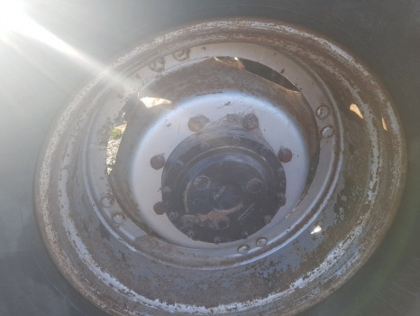Case New Holland Tm, Mxm, 60, M, Mxu Series Mxu100 Front Wheel Rim R28 - Rueda completa para Maquinaria agrícola: foto 4 Case New Holland Tm, Mxm, 60, M, Mxu Series Mxu100 Front Wheel Rim R28 - Rueda completa para Maquinaria agrícola: foto 4