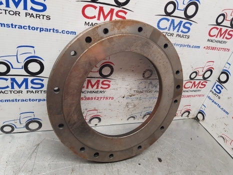 Case Puma New Holland T7, T7000 T7040 Rear Axle Brake Plate 54996968, 5185968 - Piezas de freno para Tractor: foto 4 Case Puma New Holland T7, T7000 T7040 Rear Axle Brake Plate 54996968, 5185968 - Piezas de freno para Tractor: foto 4