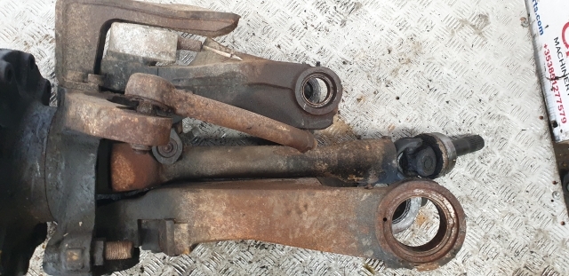 Claas Ares 826, 836 Front Axle Lhs Hub Assy 6000105446, 6000105497, 6000103811 - Cubo para Tractor: foto 4 Claas Ares 826, 836 Front Axle Lhs Hub Assy 6000105446, 6000105497, 6000103811 - Cubo para Tractor: foto 4