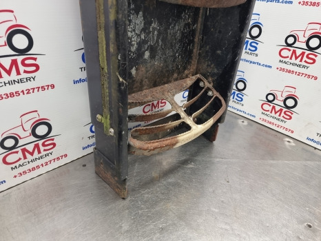 Claas Arion 600, 640, 500, 600 Foot Step Lhs 0012609203, 0012609204 - Peldaño: foto 3 Claas Arion 600, 640, 500, 600 Foot Step Lhs 0012609203, 0012609204 - Peldaño: foto 3