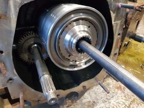 Claas Arion 640 A36 Hexashift Transmission Complete 0011313610, 0011313611 - Caja de cambios para Tractor: foto 4 Claas Arion 640 A36 Hexashift Transmission Complete 0011313610, 0011313611 - Caja de cambios para Tractor: foto 4