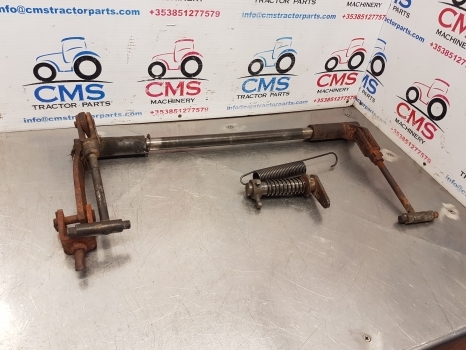 Claas Axos 340 Cx, Celtis, Ergos Parking Brake Lever 7700061065, 7700068412 - Piezas de freno para Tractor: foto 1 Claas Axos 340 Cx, Celtis, Ergos Parking Brake Lever 7700061065, 7700068412 - Piezas de freno para Tractor: foto 1