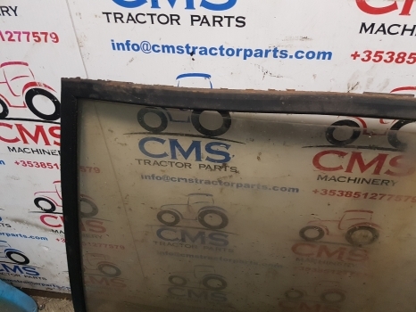 David Brown Case 90, 94 Series 1290, 1394, 1294 Windscreen   K262895  K303699 - Ventana y piezas para Tractor: foto 5 David Brown Case 90, 94 Series 1290, 1394, 1294 Windscreen   K262895  K303699 - Ventana y piezas para Tractor: foto 5