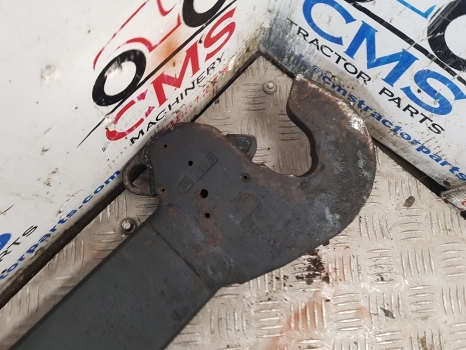 Deutz Agrotron 6120.4, 6130.4, 6140.4 Lift Arm Rhs 0.018.5335.3/10 - Suspensión: foto 4 Deutz Agrotron 6120.4, 6130.4, 6140.4 Lift Arm Rhs 0.018.5335.3/10 - Suspensión: foto 4