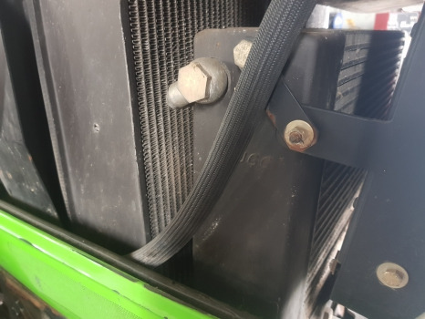 Deutz Agrotron M620, M610, M615,m640,ttv620, 610, Oil Cooler 0.015.6911.2/10 - Radiador: foto 1 Deutz Agrotron M620, M610, M615,m640,ttv620, 610, Oil Cooler 0.015.6911.2/10 - Radiador: foto 1