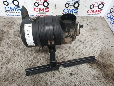 Donaldson Air Filter Housing P77-5302, P77-2580, Pg08-2503 - Filtro de aire para Tractor: foto 1 Donaldson Air Filter Housing P77-5302, P77-2580, Pg08-2503 - Filtro de aire para Tractor: foto 1