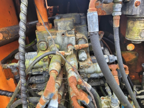 Doosan Dx140lcr, Dx140lc Main Hydraulic Control Valve 420-00465b, 410105-00800 - Hidráulica: foto 2 Doosan Dx140lcr, Dx140lc Main Hydraulic Control Valve 420-00465b, 410105-00800 - Hidráulica: foto 2