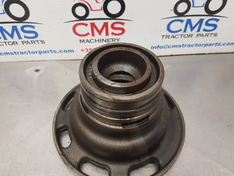 Fendt 724 S4, 716, 718, 720, 722 Rear Axle Bearing Support 743450010030 - Eje posterior: foto 3 Fendt 724 S4, 716, 718, 720, 722 Rear Axle Bearing Support 743450010030 - Eje posterior: foto 3