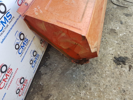 Fiat 115-90, 130-90, 150-90, 160-90, 180-90 Super Comfort Cab Fuel Tank 5151991 - Depósito de combustible: foto 2 Fiat 115-90, 130-90, 150-90, 160-90, 180-90 Super Comfort Cab Fuel Tank 5151991 - Depósito de combustible: foto 2