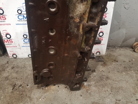 Fiat 1180, 1180dt Engine Block 4673192, 4679122 - Bloque de cilindros para Tractor: foto 3 Fiat 1180, 1180dt Engine Block 4673192, 4679122 - Bloque de cilindros para Tractor: foto 3