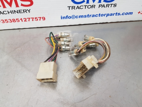 Fiat 130-90, 140-90, 115-90, 180-90, 160-90 Wiring Loom Parts 5160177 - Cables/ Alambres: foto 1 Fiat 130-90, 140-90, 115-90, 180-90, 160-90 Wiring Loom Parts 5160177 - Cables/ Alambres: foto 1