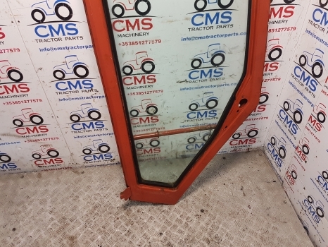 Fiat 160-90dt, 180-90dt, 140-90dt Super Confort Cab Door Rhs 5130873, 5124414 - Puerta y piezas para Tractor: foto 3 Fiat 160-90dt, 180-90dt, 140-90dt Super Confort Cab Door Rhs 5130873, 5124414 - Puerta y piezas para Tractor: foto 3