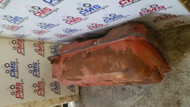 Fiat 880 88, 90, 93, 94, Series Fuel Diesel Tank 5127140 - Depósito de combustible para Tractor: foto 4 Fiat 880 88, 90, 93, 94, Series Fuel Diesel Tank 5127140 - Depósito de combustible para Tractor: foto 4