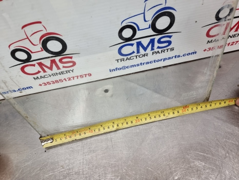 Fiat F, D Dt Series, F100, F120, F130, F140 Front Bottom Glass Left 5158497 - Ventana y piezas: foto 4 Fiat F, D Dt Series, F100, F120, F130, F140 Front Bottom Glass Left 5158497 - Ventana y piezas: foto 4