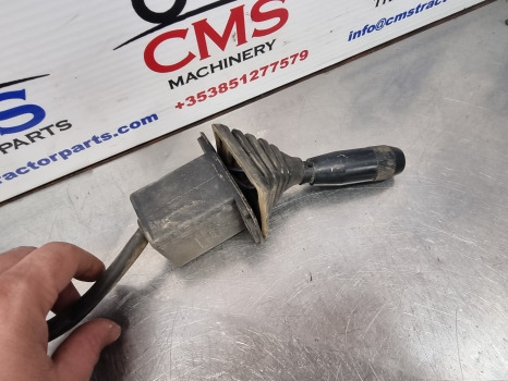Fiat F, F-dt Series, F140, F120, F130 Switch Lever Windshield Wiper 5141941 - Sistema eléctrico: foto 4 Fiat F, F-dt Series, F140, F120, F130 Switch Lever Windshield Wiper 5141941 - Sistema eléctrico: foto 4