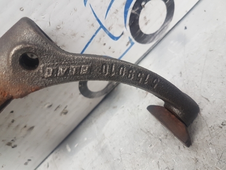 Fiat F Series F115, F120, F130, F140 Clutch Control Fork Assembly 5159010 - Embrague y piezas para Tractor: foto 2 Fiat F Series F115, F120, F130, F140 Clutch Control Fork Assembly 5159010 - Embrague y piezas para Tractor: foto 2