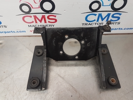 Ford 10, 30, Tw Series Wheel Steering Support D5nn3b718d, 83905510, D5nn3b718d - Dirección para Tractor: foto 1 Ford 10, 30, Tw Series Wheel Steering Support D5nn3b718d, 83905510, D5nn3b718d - Dirección para Tractor: foto 1