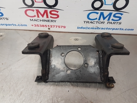 Ford 10, 30, Tw Series Wheel Steering Support D5nn3b718d, 83905510, D5nn3b718d - Dirección para Tractor: foto 2 Ford 10, 30, Tw Series Wheel Steering Support D5nn3b718d, 83905510, D5nn3b718d - Dirección para Tractor: foto 2
