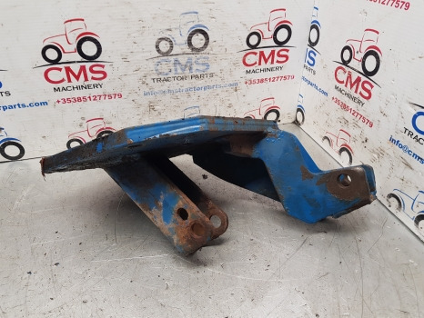 Ford 40 Series 5640, 6640, 7840, 8240, 8340 Lift Assistor Bracket Lhs 82031397 - Hidráulica: foto 3 Ford 40 Series 5640, 6640, 7840, 8240, 8340 Lift Assistor Bracket Lhs 82031397 - Hidráulica: foto 3