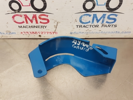 Ford 4000, 2000, 5100, 4340, 5340 Dynamo Generator Guard C7nn6n690a, 81819498 - Sistema eléctrico para Tractor: foto 4 Ford 4000, 2000, 5100, 4340, 5340 Dynamo Generator Guard C7nn6n690a, 81819498 - Sistema eléctrico para Tractor: foto 4