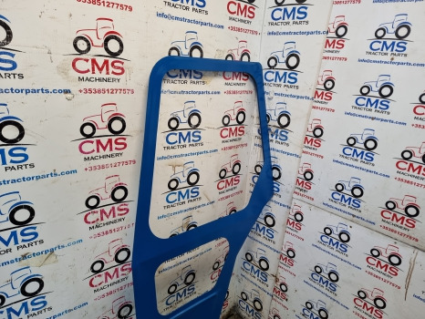 Ford 4000, 5000, 6000, 7000 Cab Door Frame Lhs 81834250 - Puerta y piezas: foto 2 Ford 4000, 5000, 6000, 7000 Cab Door Frame Lhs 81834250 - Puerta y piezas: foto 2