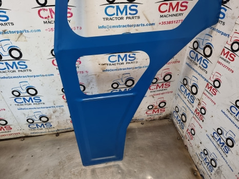 Ford 4000, 5000, 6000, 7000 Cab Door Frame Lhs 81834250 - Puerta y piezas: foto 4 Ford 4000, 5000, 6000, 7000 Cab Door Frame Lhs 81834250 - Puerta y piezas: foto 4