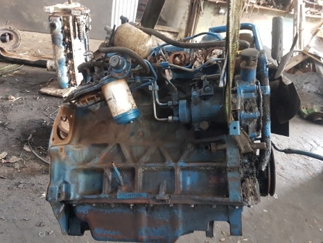 Ford 4830, 5030 Engine Complete Parts Only F0nn6015ca, F0nn6010ca, F0nn6300fb - Motor para Maquinaria agrícola: foto 1 Ford 4830, 5030 Engine Complete Parts Only F0nn6015ca, F0nn6010ca, F0nn6300fb - Motor para Maquinaria agrícola: foto 1