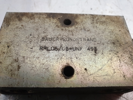 Ford 555 Hydraulic Check Valve 81873170 , Sauer-sundstrand Rpl06/c5-unf 495 - Válvula hidráulica para Tractor: foto 2 Ford 555 Hydraulic Check Valve 81873170 , Sauer-sundstrand Rpl06/c5-unf 495 - Válvula hidráulica para Tractor: foto 2