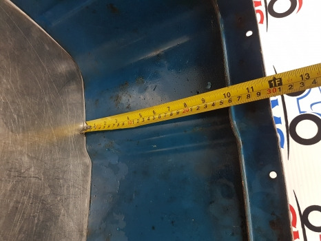Ford 5610, 7910. Cab Hood Extension Panel 298mm Width E1nn16n916bb18b - Carrocería y exterior: foto 4 Ford 5610, 7910. Cab Hood Extension Panel 298mm Width E1nn16n916bb18b - Carrocería y exterior: foto 4