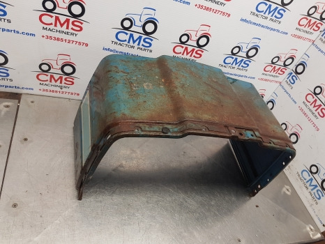 Ford 5610, 7910. Cab Hood Extension Panel 298mm Width E1nn16n916bb18b - Carrocería y exterior: foto 1 Ford 5610, 7910. Cab Hood Extension Panel 298mm Width E1nn16n916bb18b - Carrocería y exterior: foto 1