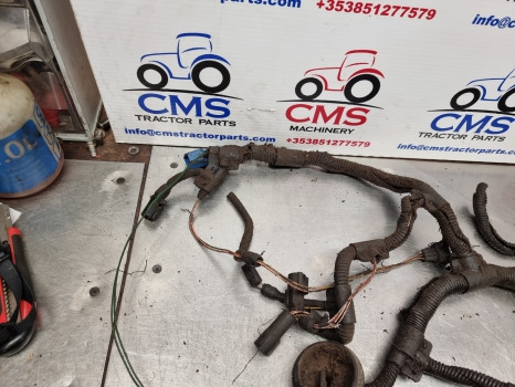 Ford 5640, 7740, 7840, 8240,  Sle Transmission Wiring Loom 16x16 F0nn14n013cg - Cables/ Alambres: foto 4 Ford 5640, 7740, 7840, 8240,  Sle Transmission Wiring Loom 16x16 F0nn14n013cg - Cables/ Alambres: foto 4