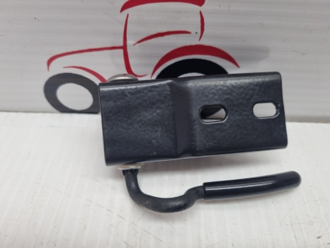 Ford 6610, 7410, 5610, Tw Cab Rear Window Latch Lh 83909518, D6nn94408n01a - Puerta y piezas: foto 2 Ford 6610, 7410, 5610, Tw Cab Rear Window Latch Lh 83909518, D6nn94408n01a - Puerta y piezas: foto 2